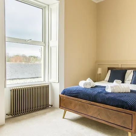 Harbour Apartment